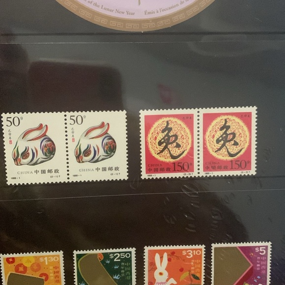 Vintage Collectible Canadian Post Stamp set - Picture 3 of 5